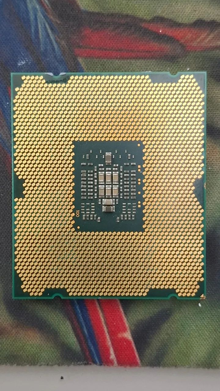 Processador Intel Core i7-3820 3.60GHz (Soquete LGA 2011 / X79) - Funcionando - Foto 3