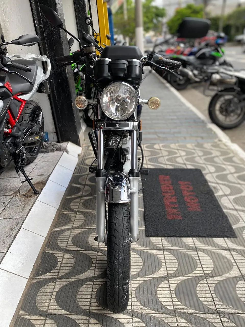 Intruder 125 - Foto 2