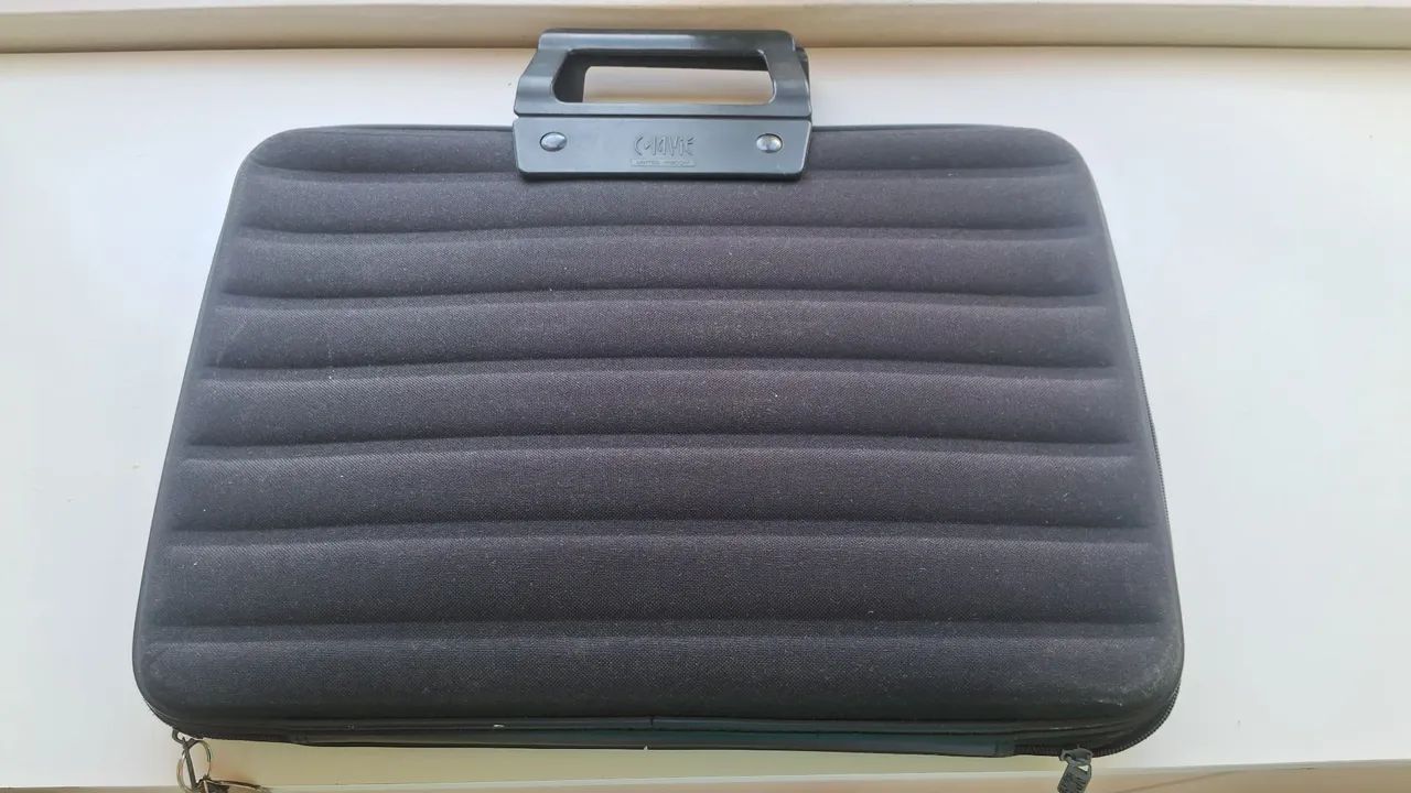 Executive laptop or work materials briefcase470050737603880960