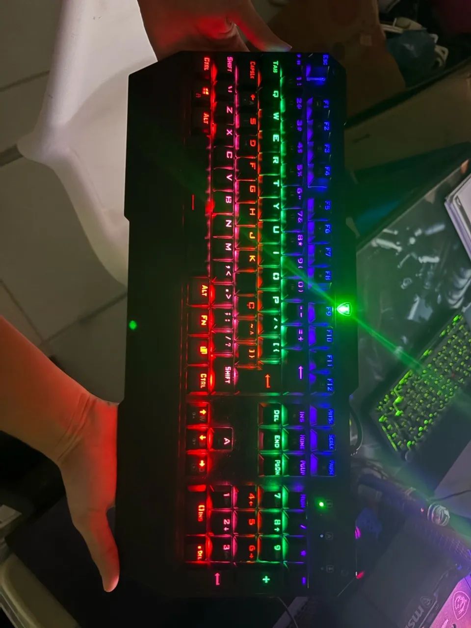 Teclado mecânico  T-dagger Battleship Rainbow ( usado ) - Foto 2