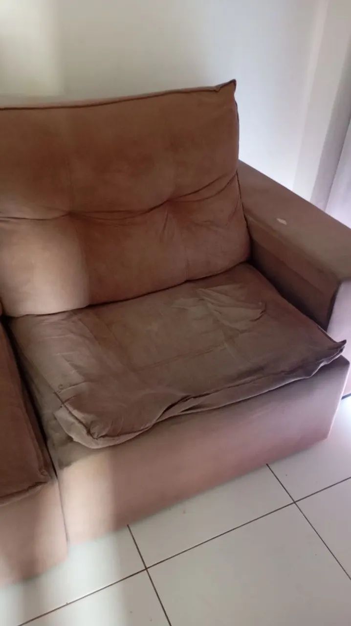 Sofá com base Premium mas precisa de reforma  - Foto 4