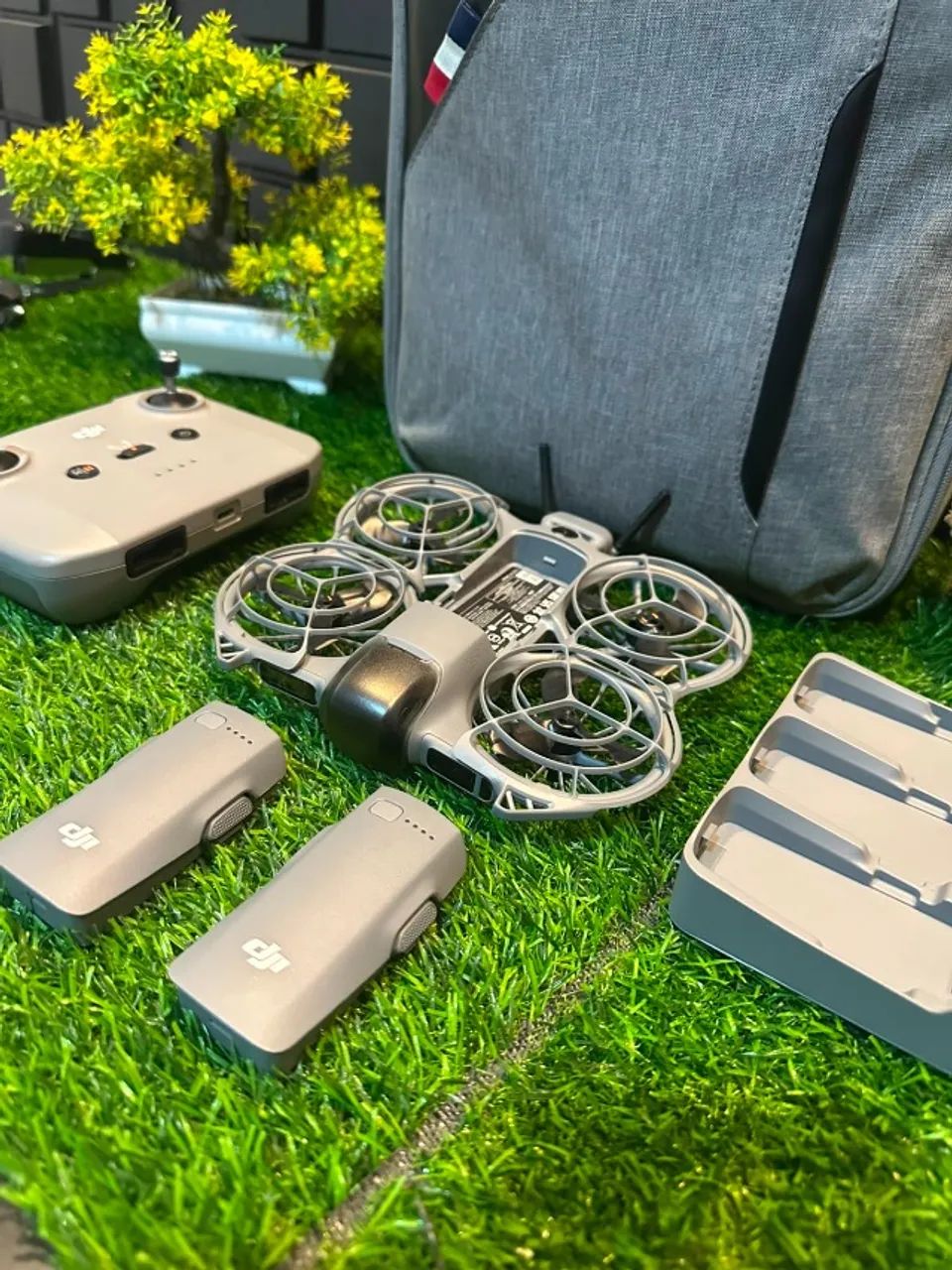 Dji Neo 2 Kit com Controle + Mochila - Foto 2