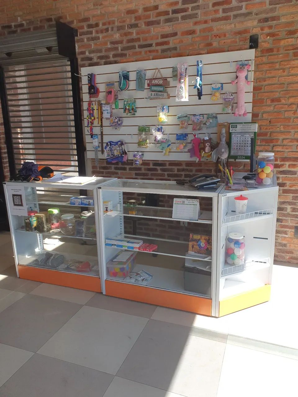 Balcão vitrine de loja - Foto 4