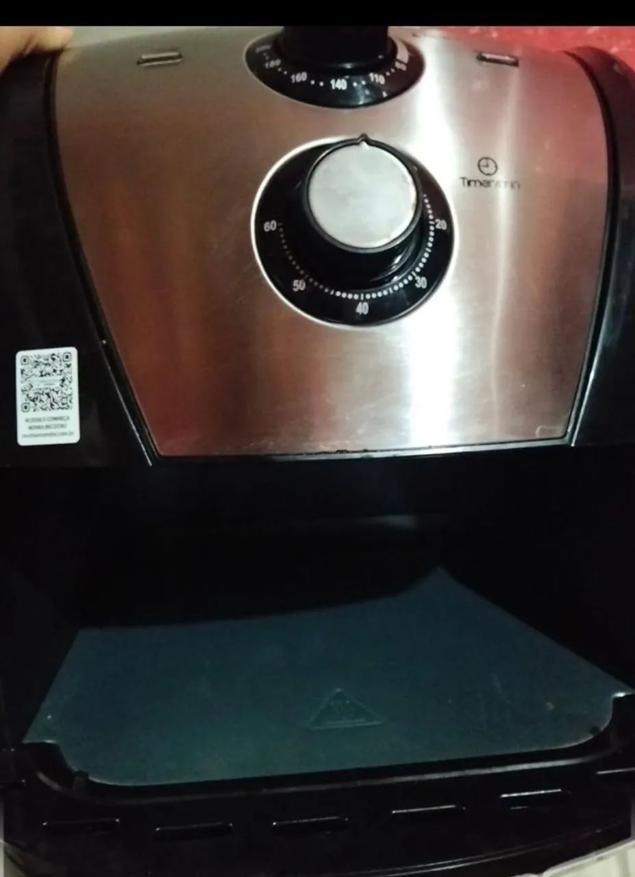 RAyFrai De 6 Litros Na cor preta Nova Aceito cartão ou Pix 350.reais   350 - Foto 3