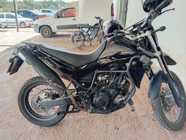 Xt 660, preta, 2010.