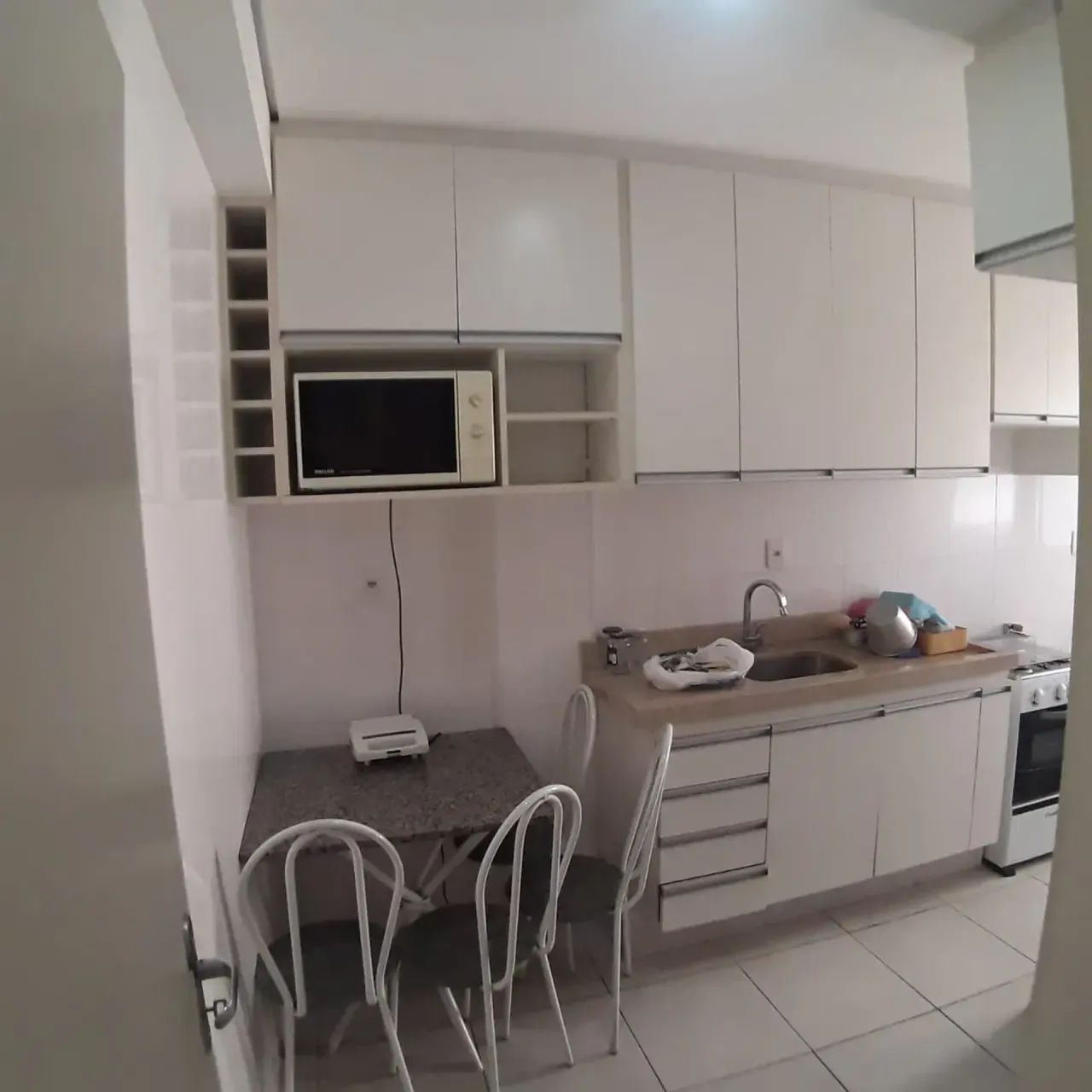 Apt com 2 dorm, sendo 1 suíte- Centro- Botucatu - SP- Mobiliado - Foto 5