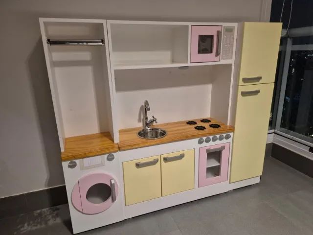 Cozinha Infantil em Madeira