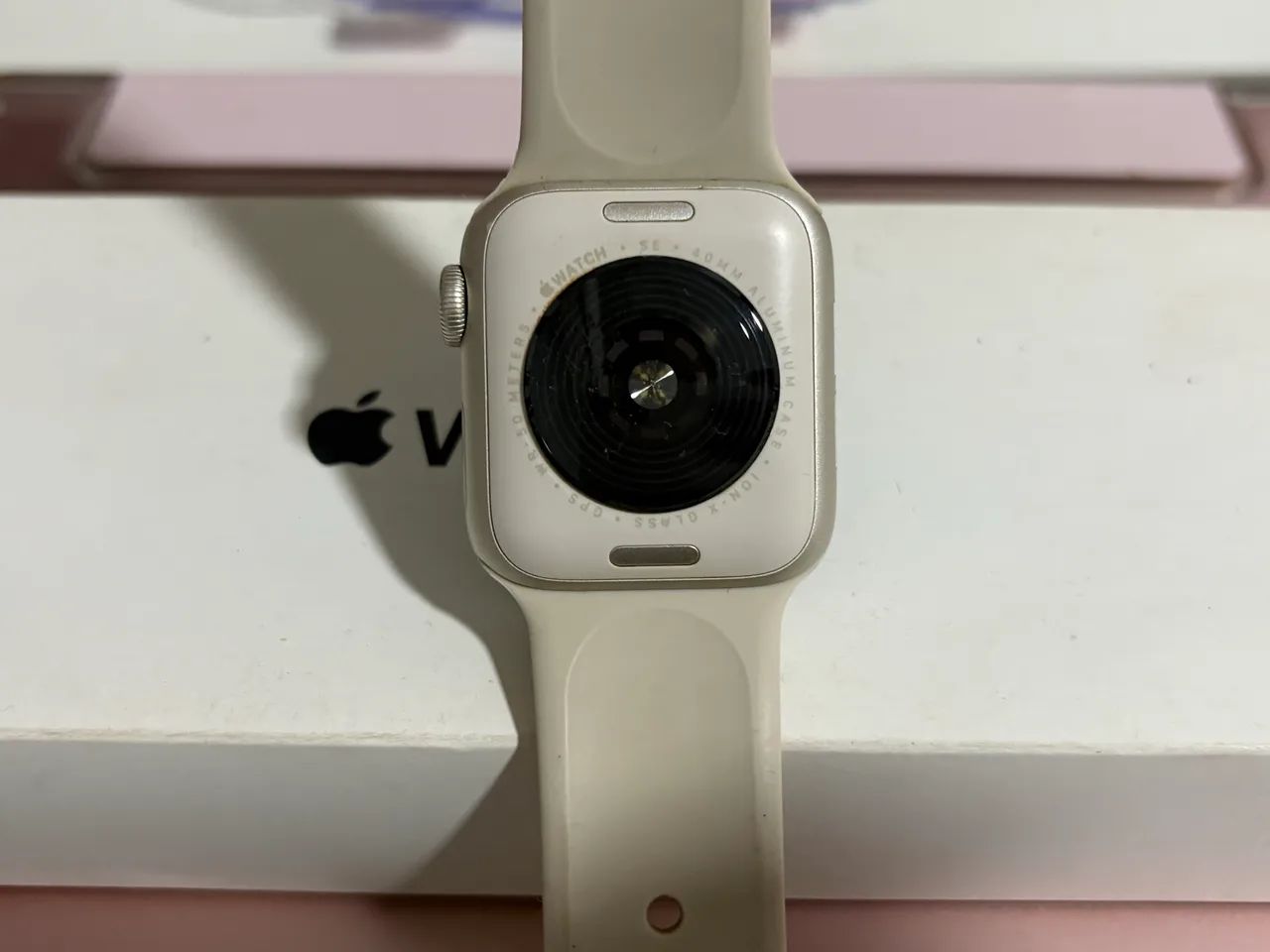 Apple Watch SE 2 geração starlight  - Foto 3