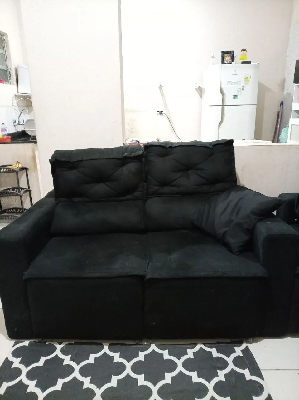 Sofá preto. 2 lugares. - Foto 4