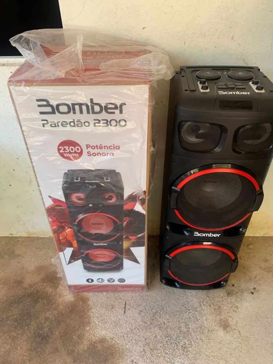 Vendo caixa de som, bomber paredão 