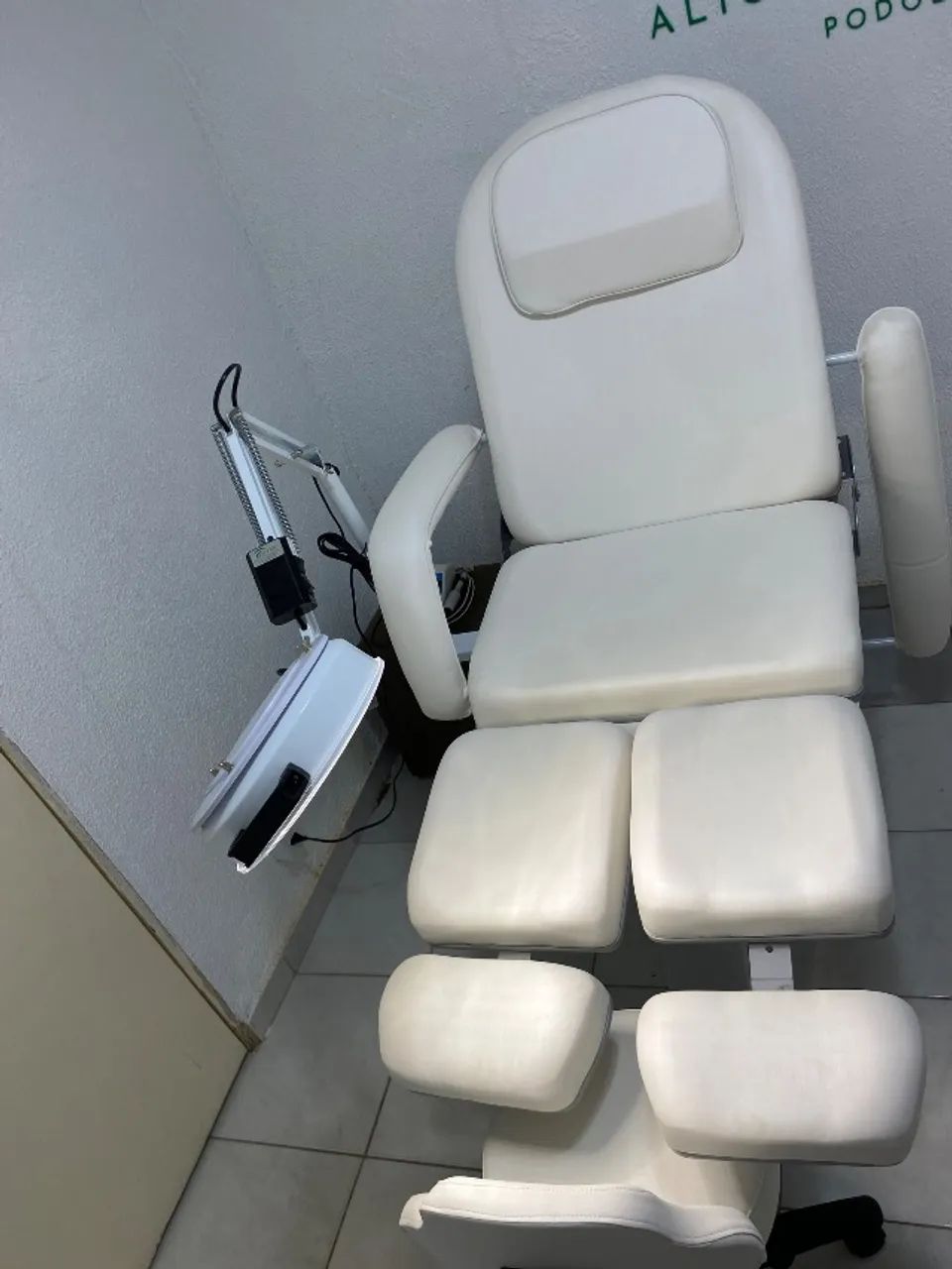 Cadeira de podologia  - Foto 2