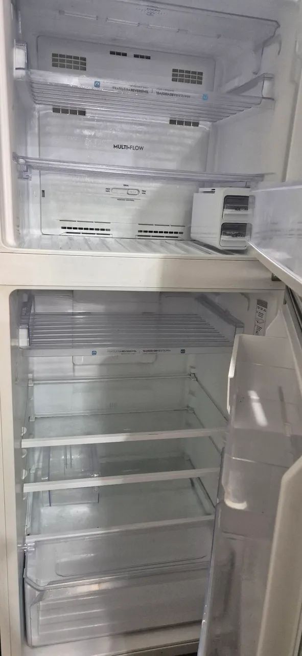 Geladeira electrolux 431L - Foto 2