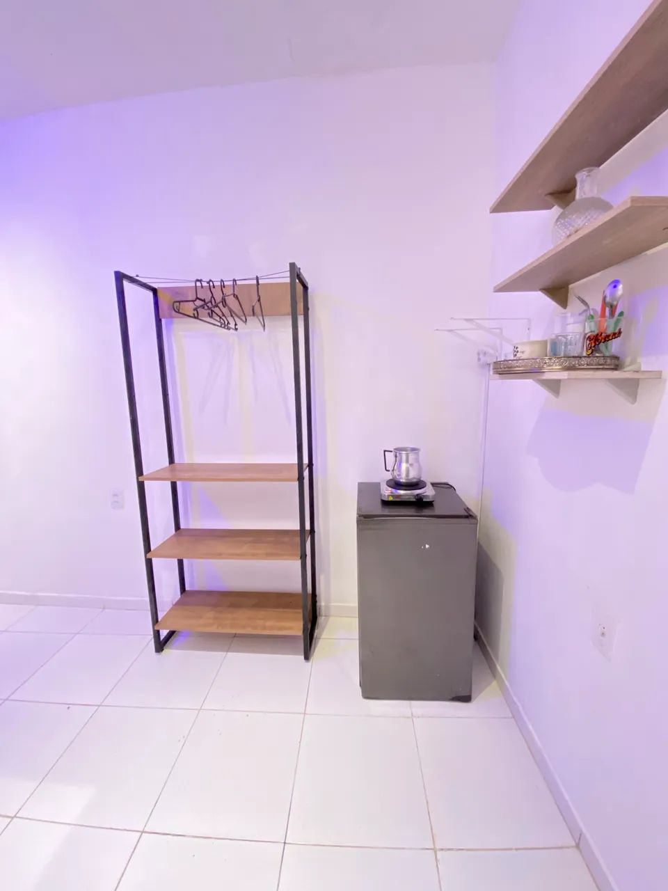 Kitnet Gentil em são brás semi mobiliado e com internet - Foto 4