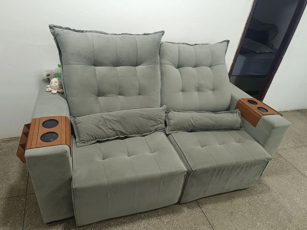 Retractable Sofa419420948640583682