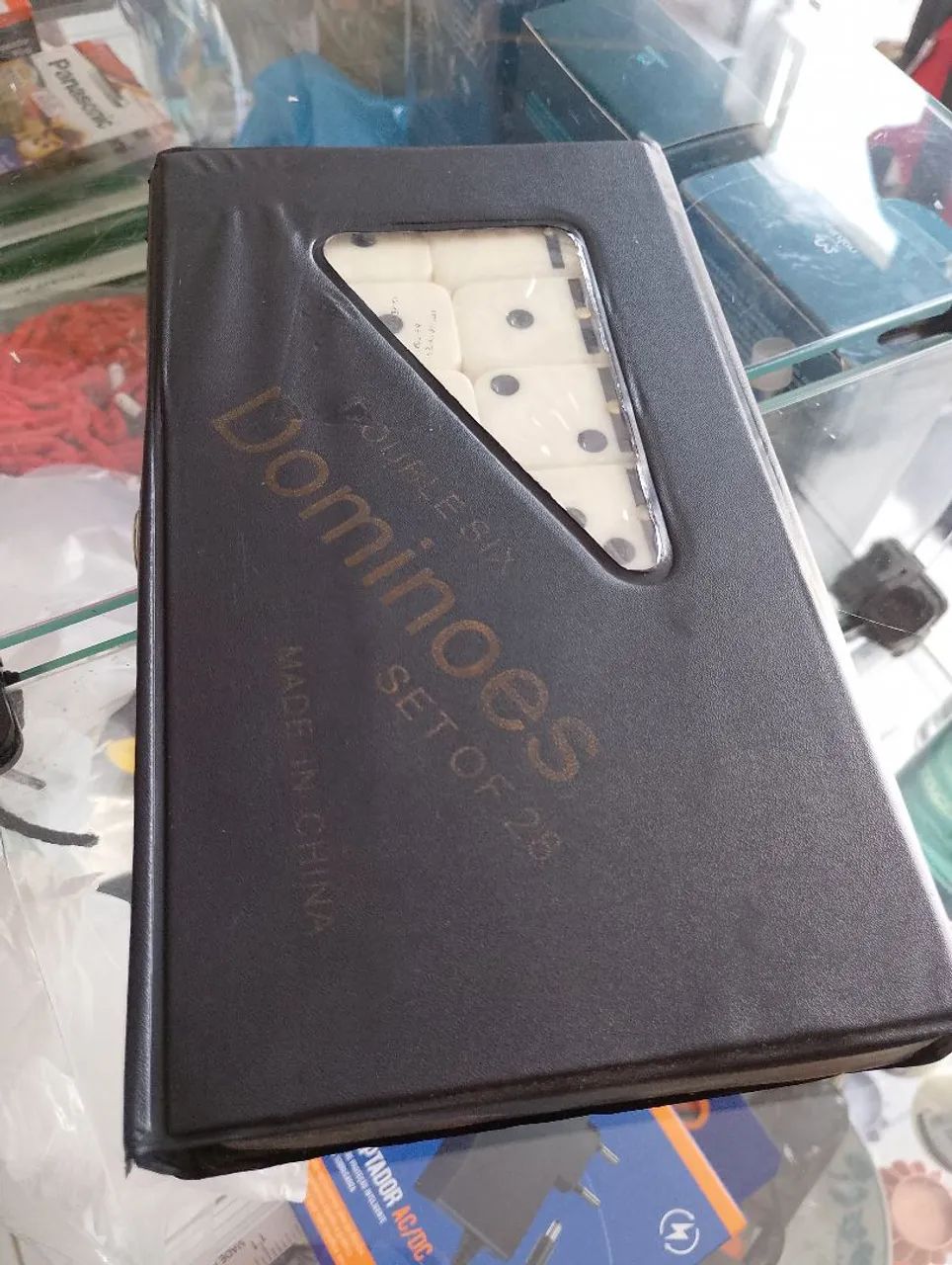 Dominó tamanho médio 