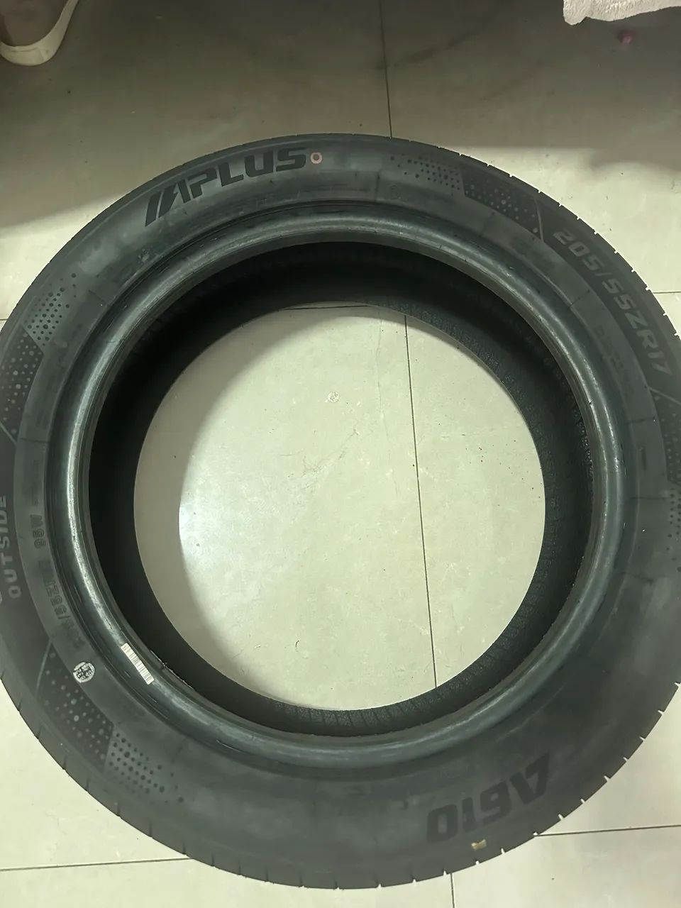 Pneu 205/55/17 novo