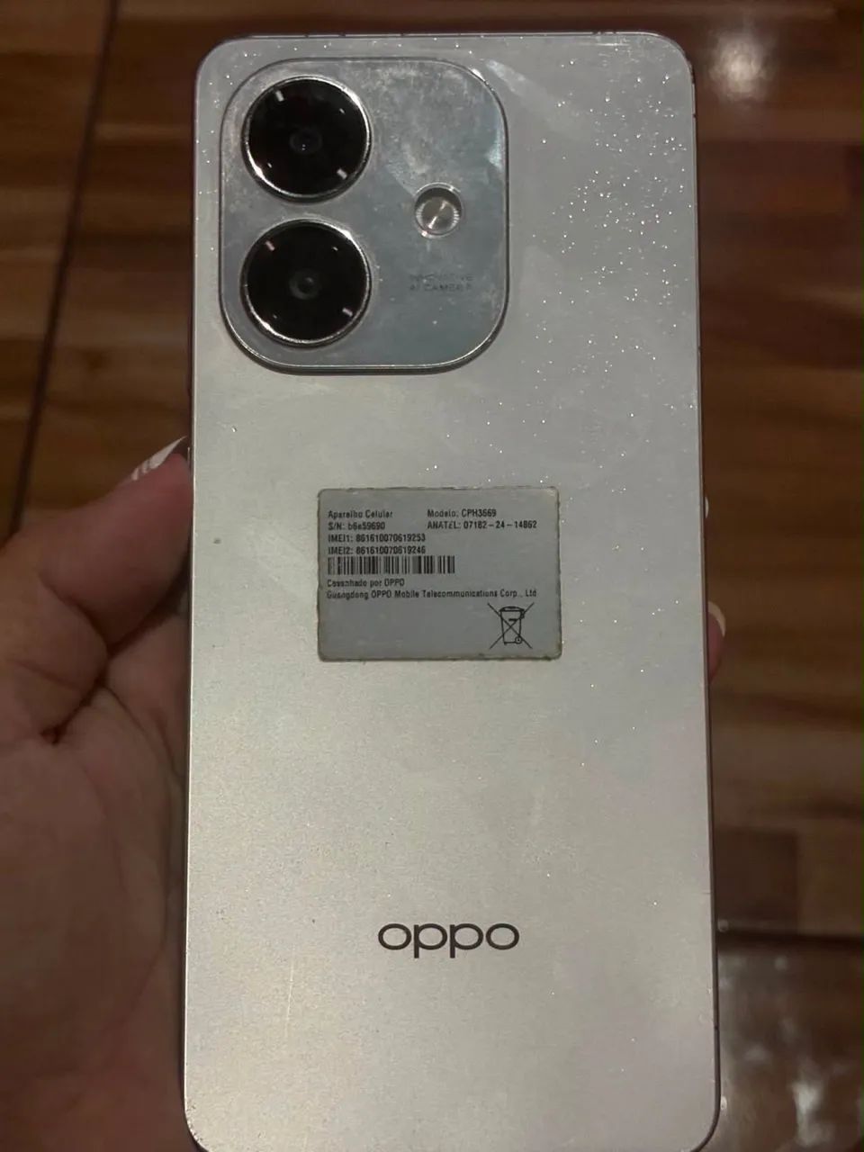 OPPO A60 - Foto 2