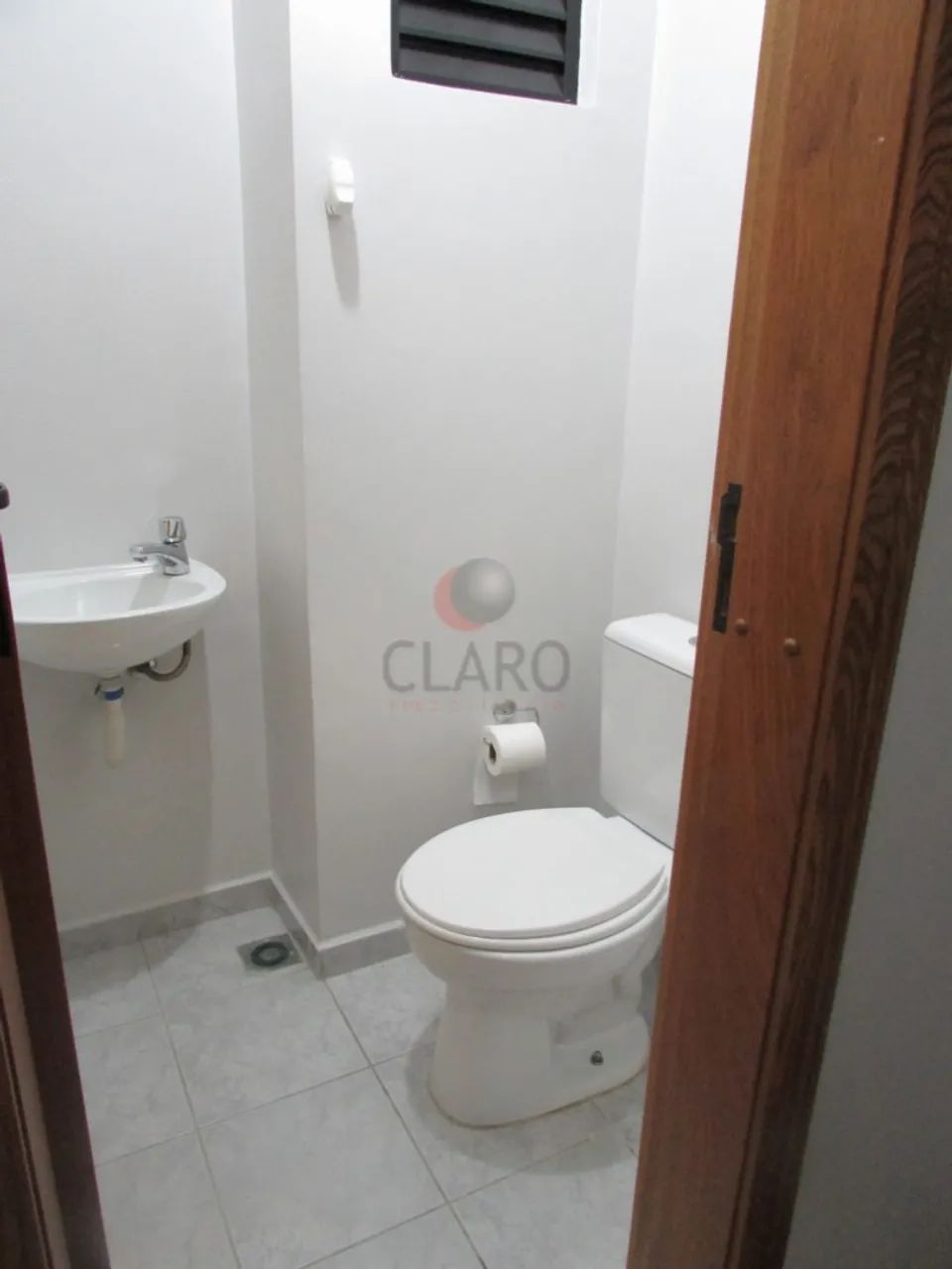 SALA COMERCIAL PARA LOCAÇÃO NO BIGORRILHO | COM ESPAÇO PARA RECEPÇÃO - Foto 5