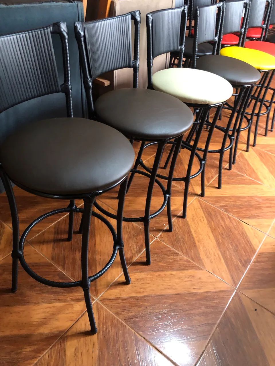 Banquetas altas para bancadas  - Foto 2