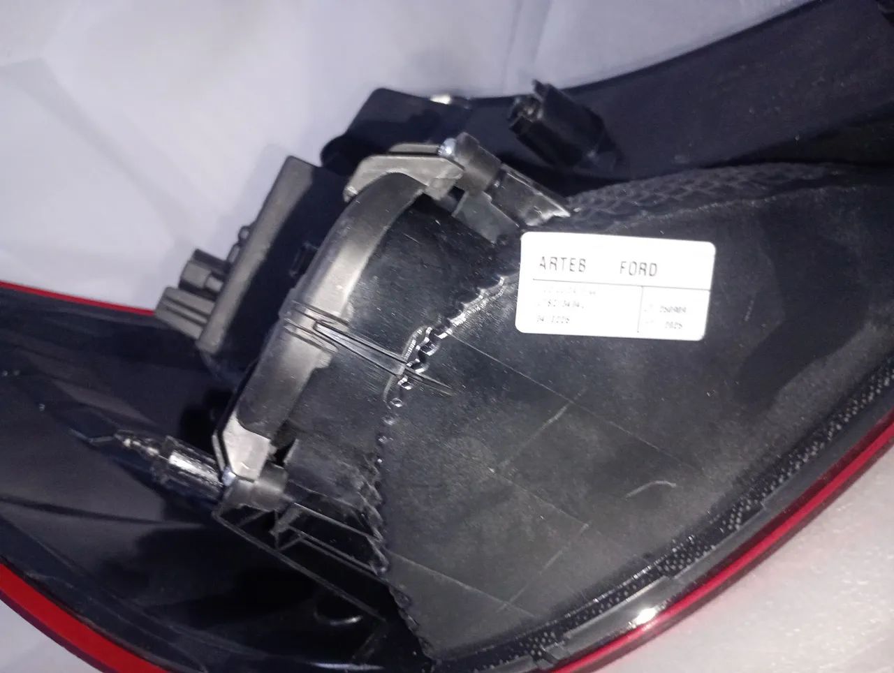 Lanterna traseira do fiesta L.D - Foto 2