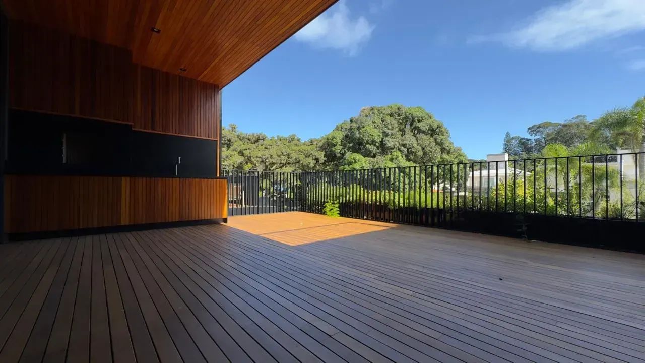 Imóvel para venda possui 193 metros quadrados com 3 quartos em Cacupé - Florianópolis - SC - Foto 2