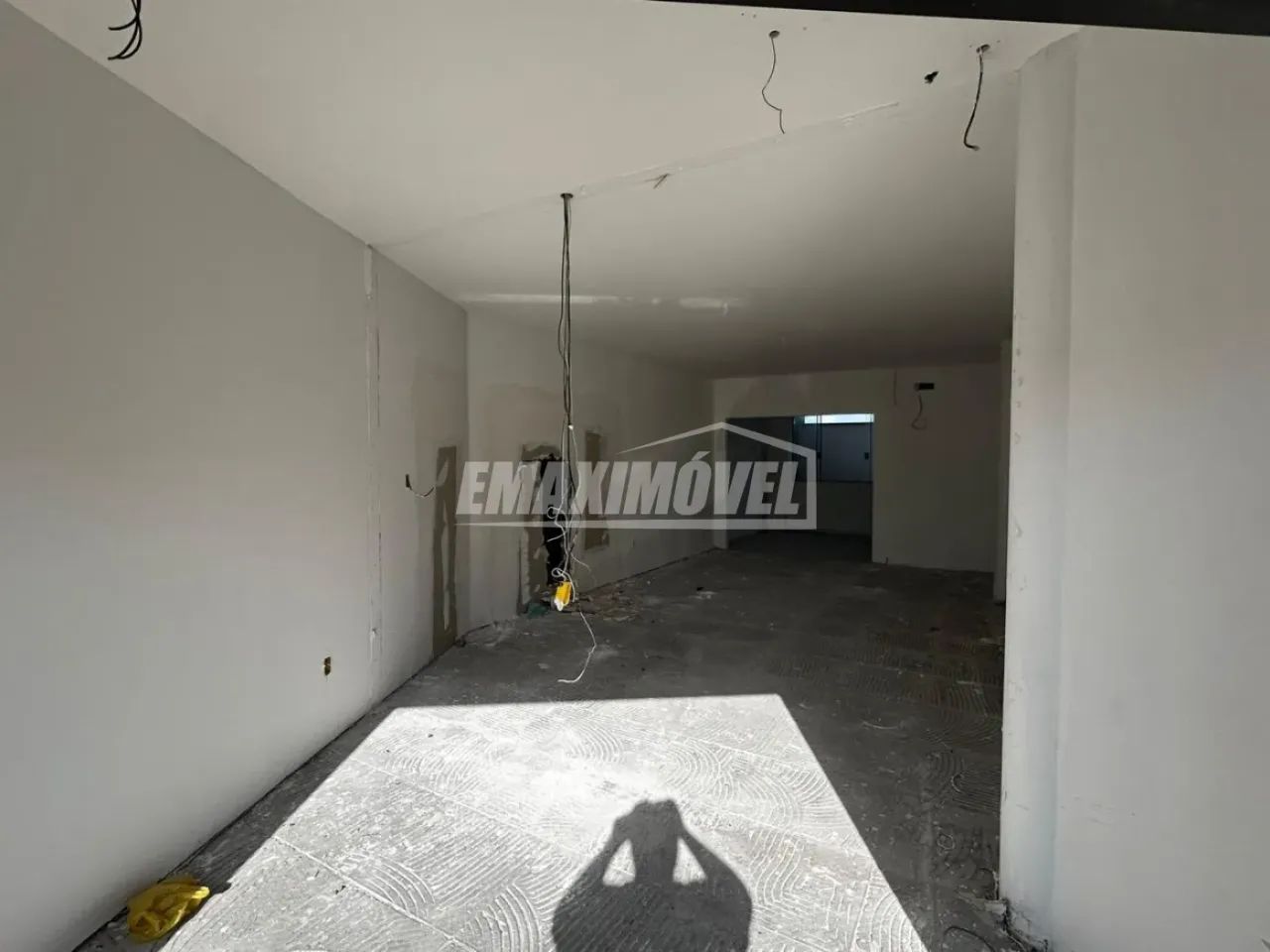 Salão Comercial à Venda ou Locação - localizado no Jardim Itanguá - Foto 4