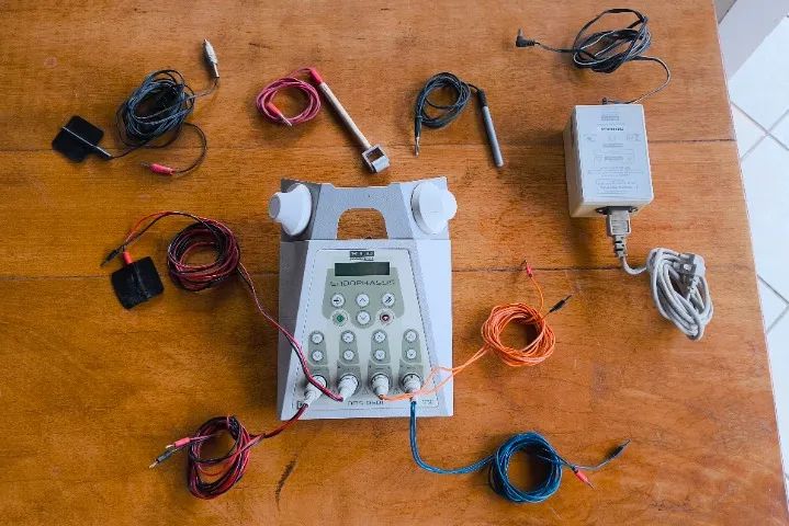 Aparelho Fisioterapia KLD Endophasys - Kit com Eletrodos e Acessórios