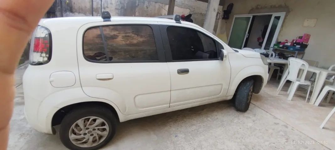 Fiat Uno Evolution 1.4 Fire Flex 8V 5P 2016 - Foto 2