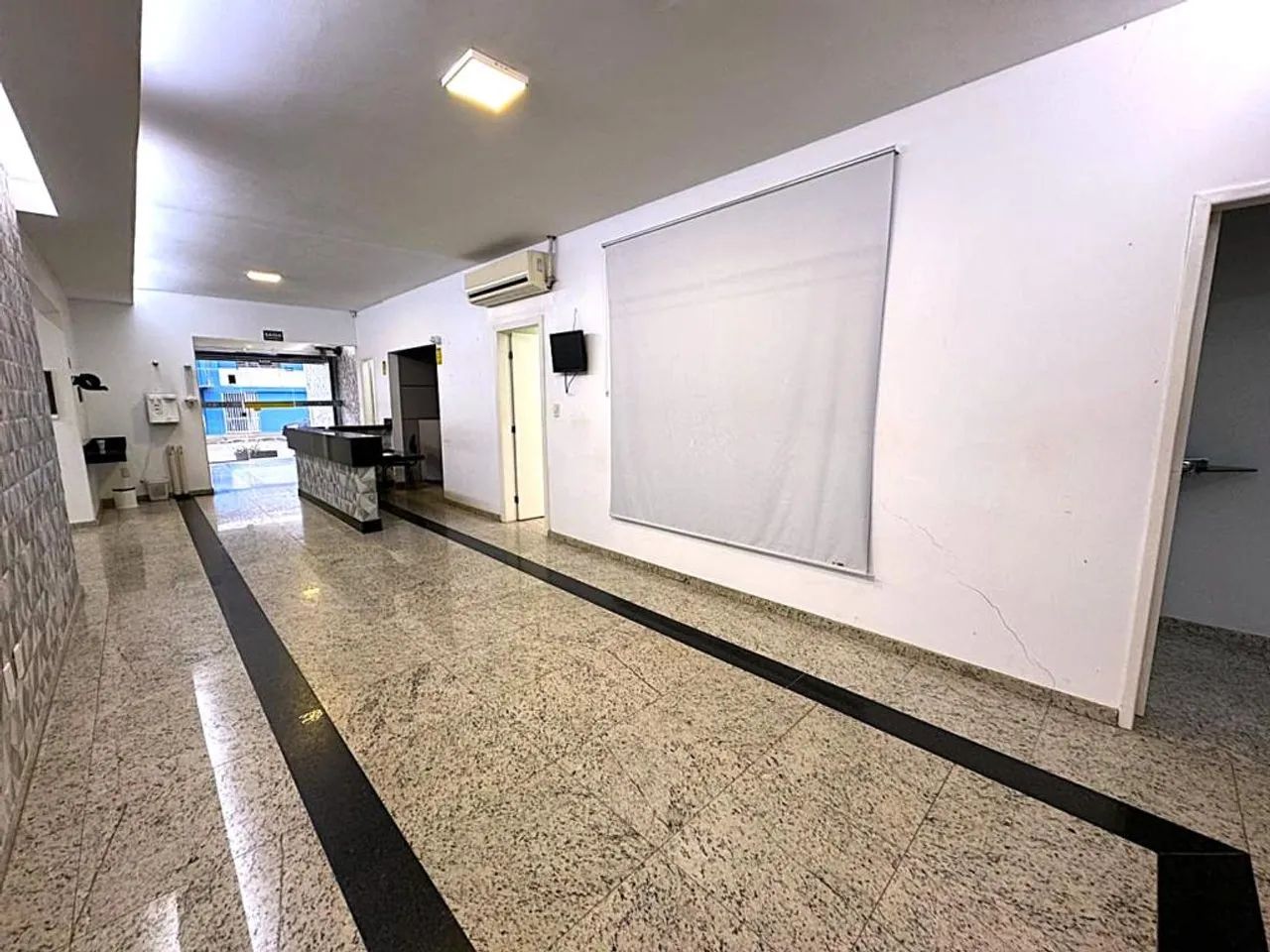 Aluga-se Prédio Comercial, no Centro de Anápolis - Foto 2