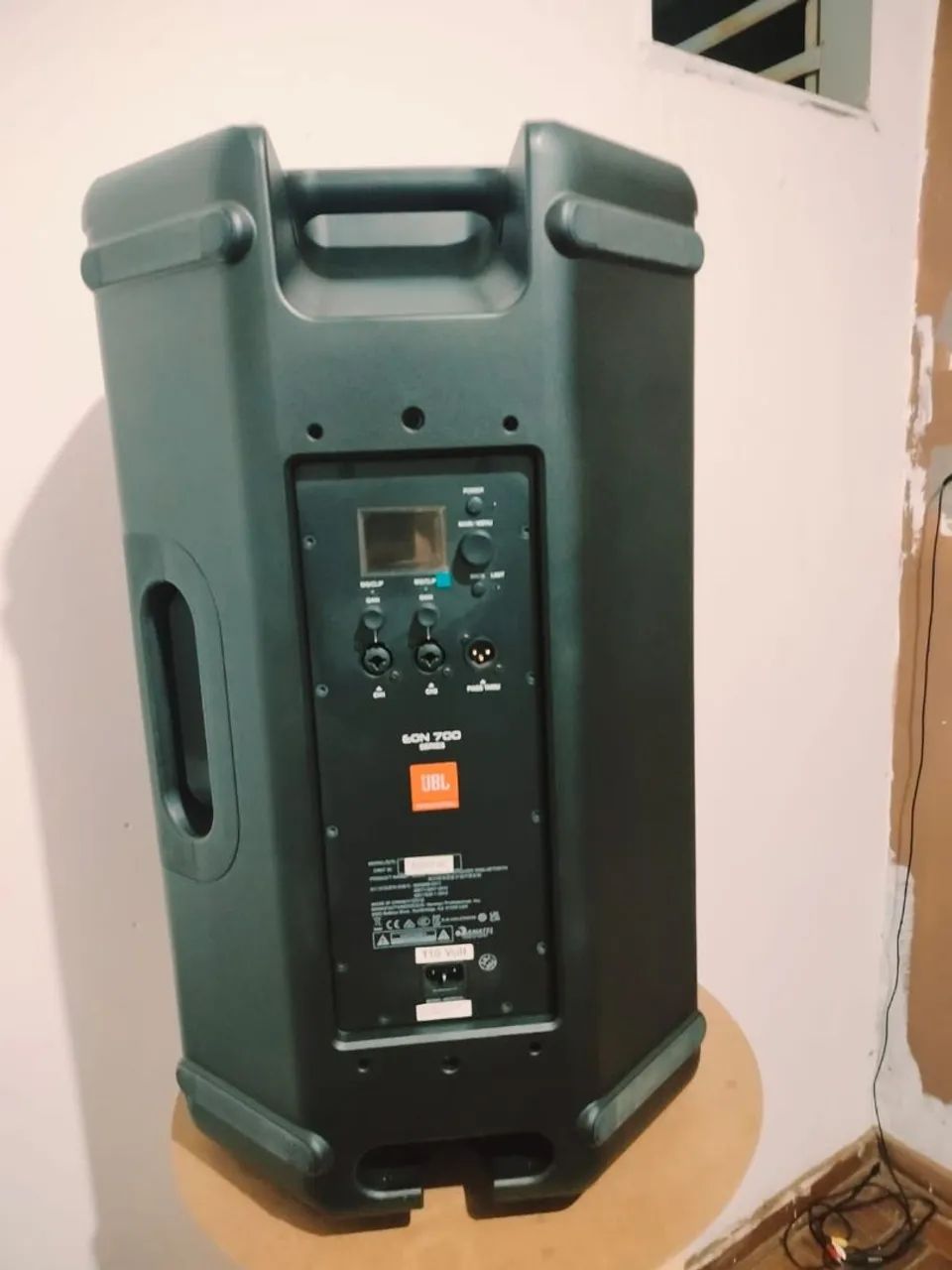 caixa de som JBL eon715 profissional  - Foto 5