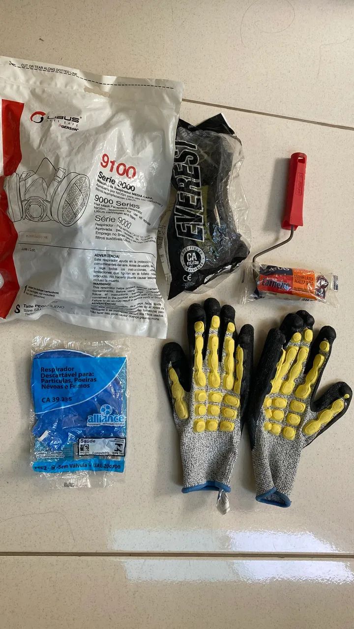 KIT DE EQUIPAMENTOS  DE PROTEÇÃO INDIVIDUAL E PINTURA ?