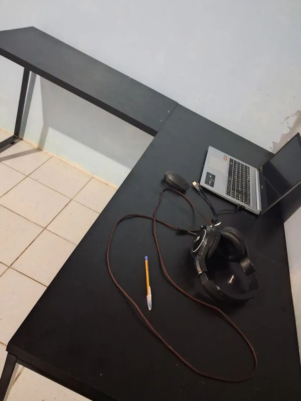 Mesa de Escritório Industrial em L