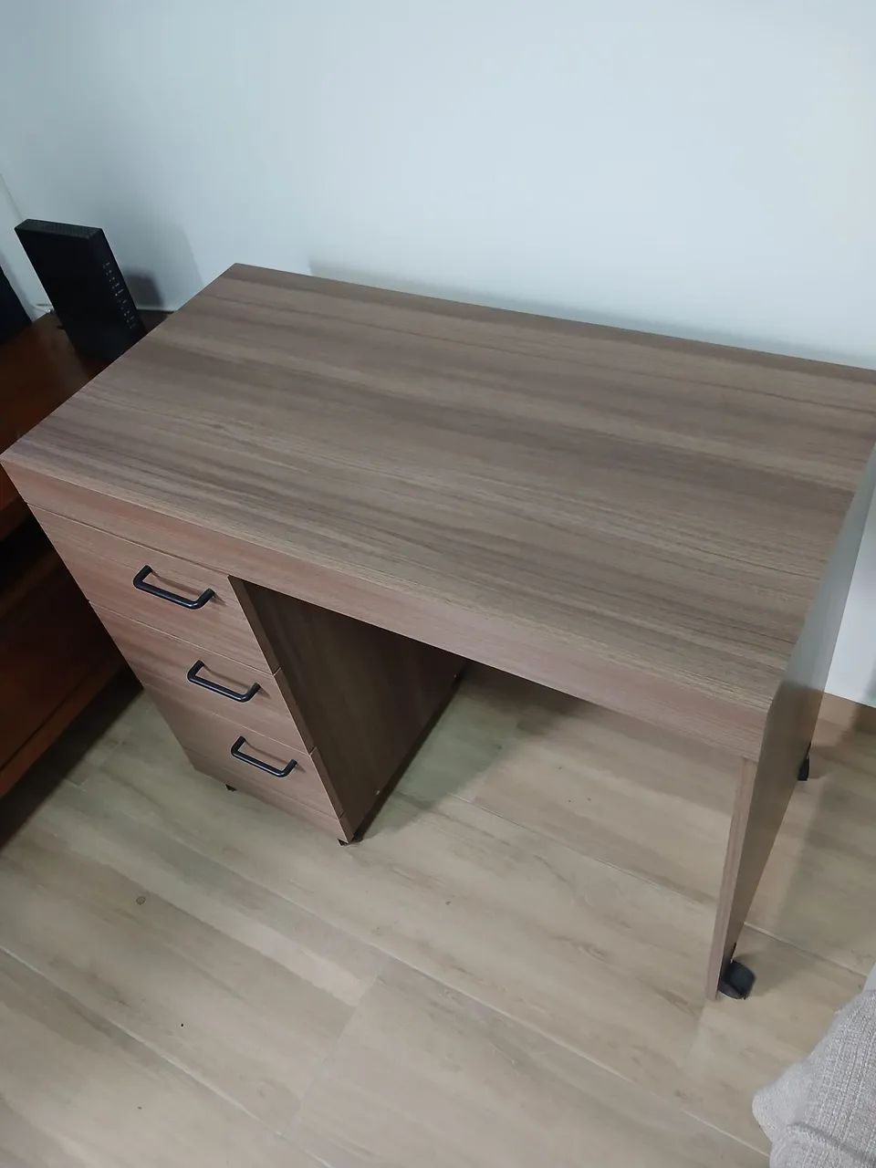 Mesa de escritorio e cadeira  - Foto 3