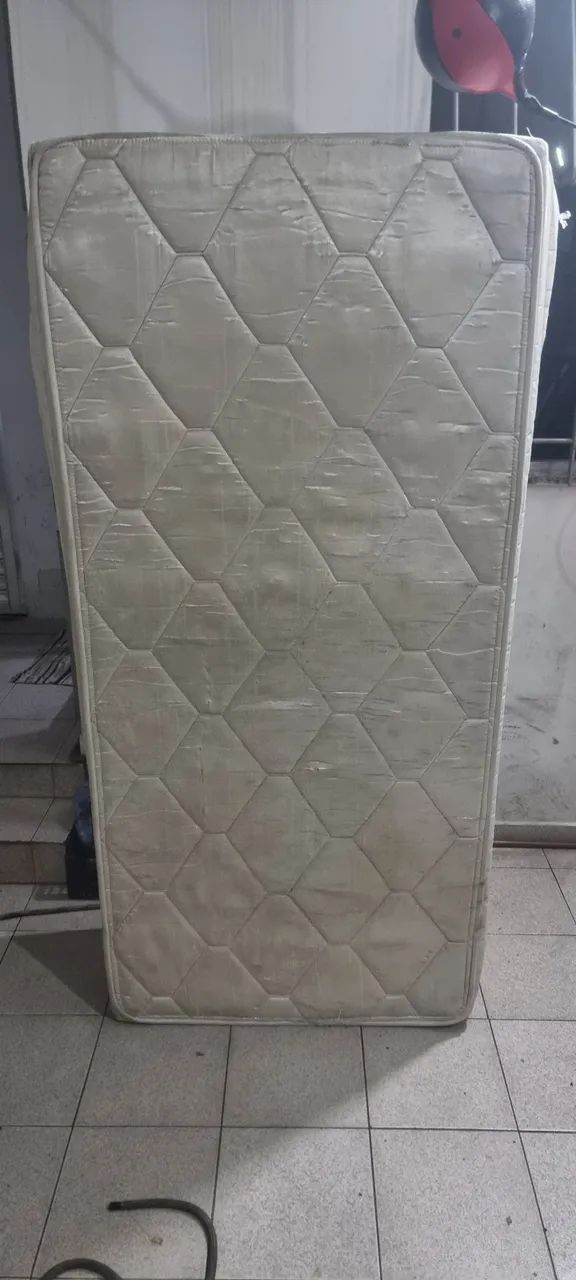 Cama box sem colchão 