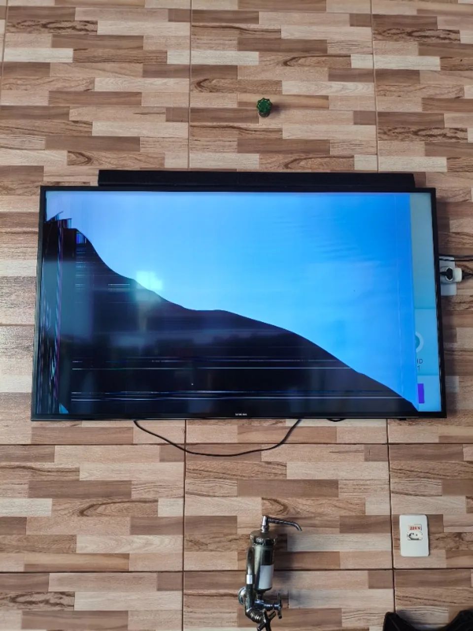 TV Samsung 50' com defeito no led - Foto 4