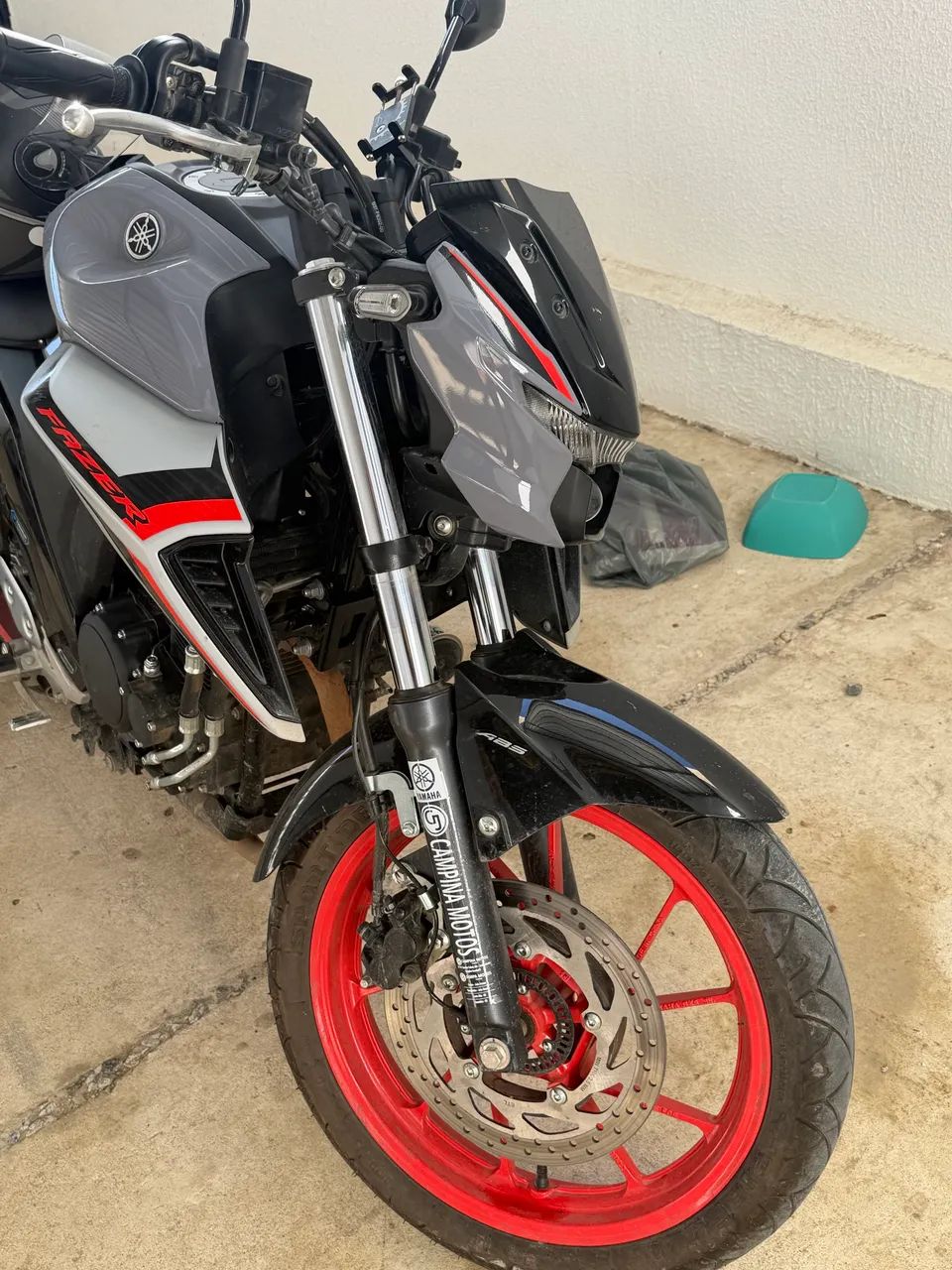 Fz25  - Foto 3