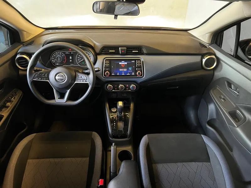 Nissan Versa 1.0 12V FlexStart 4p Mec., foto 11 de 12