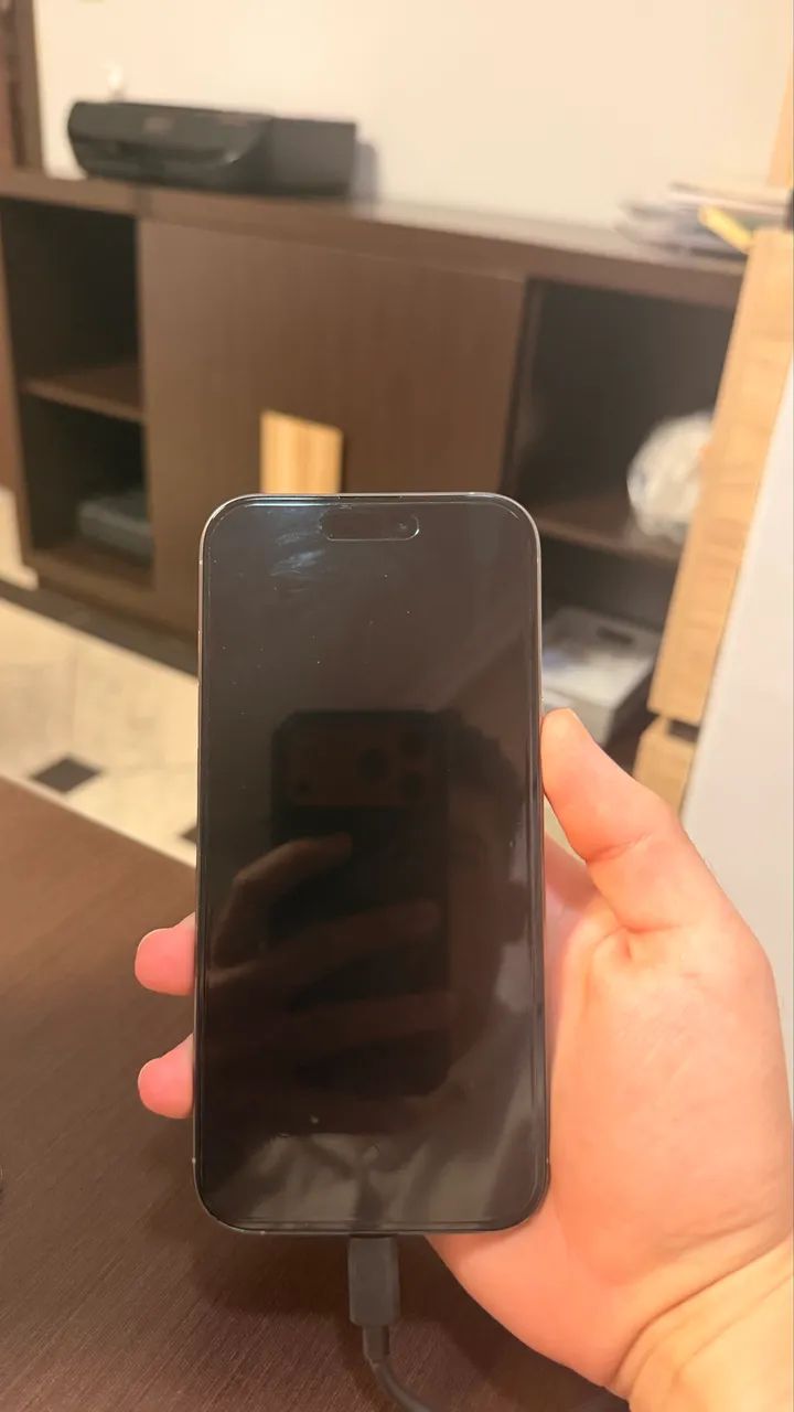 iPhone 16 pro Max - 256gb - Foto 2