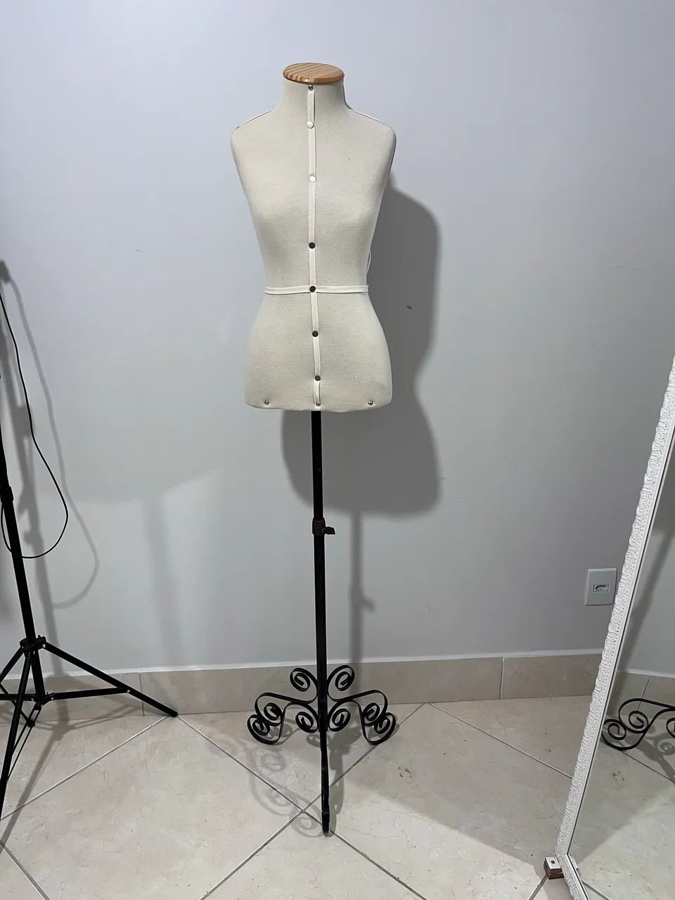 Manequim semi novo - Foto 4
