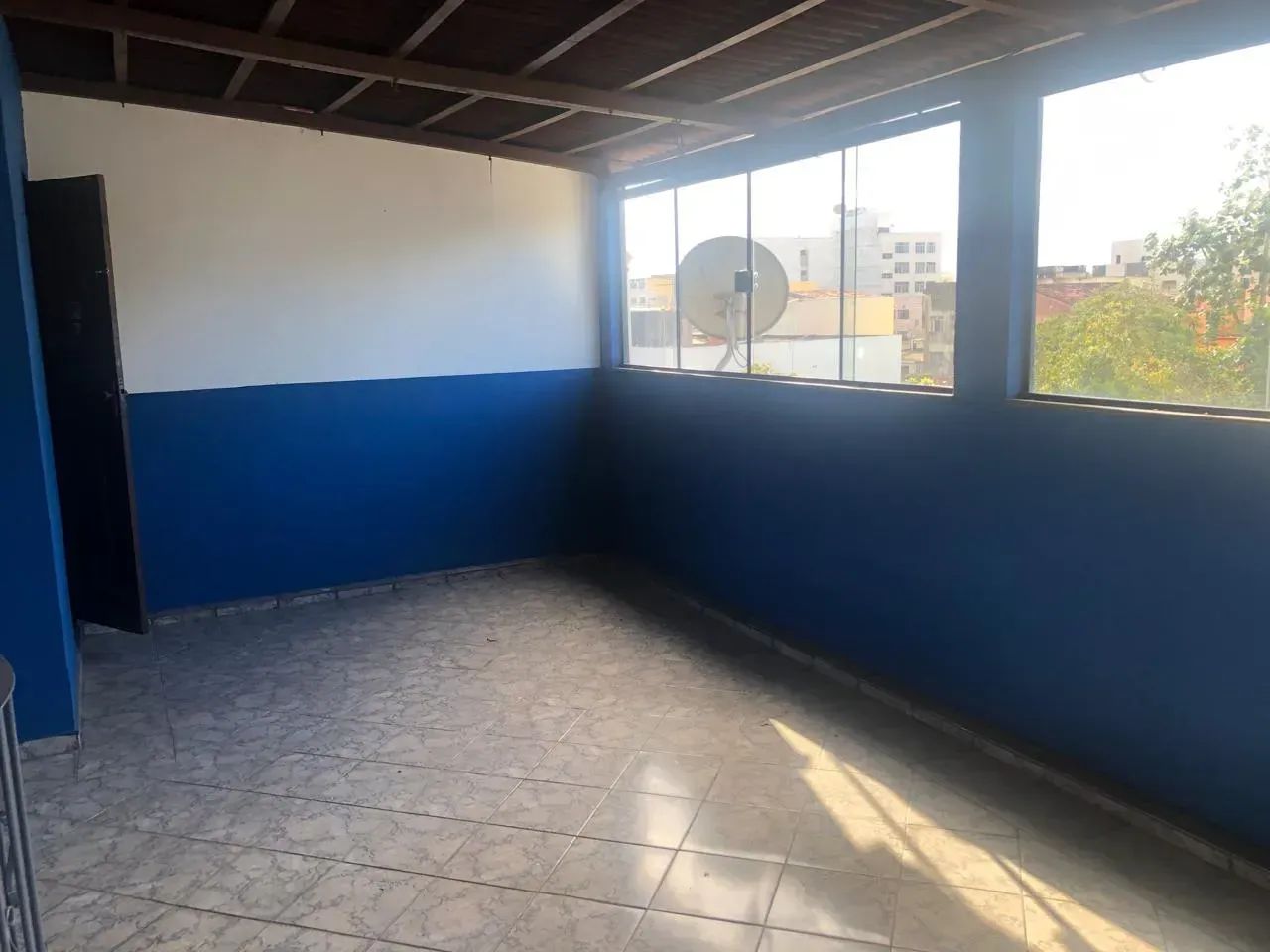 Apto com 2 quartos sendo 1 suíte e com terraço, em Centro - Macaé - RJ - Foto 5