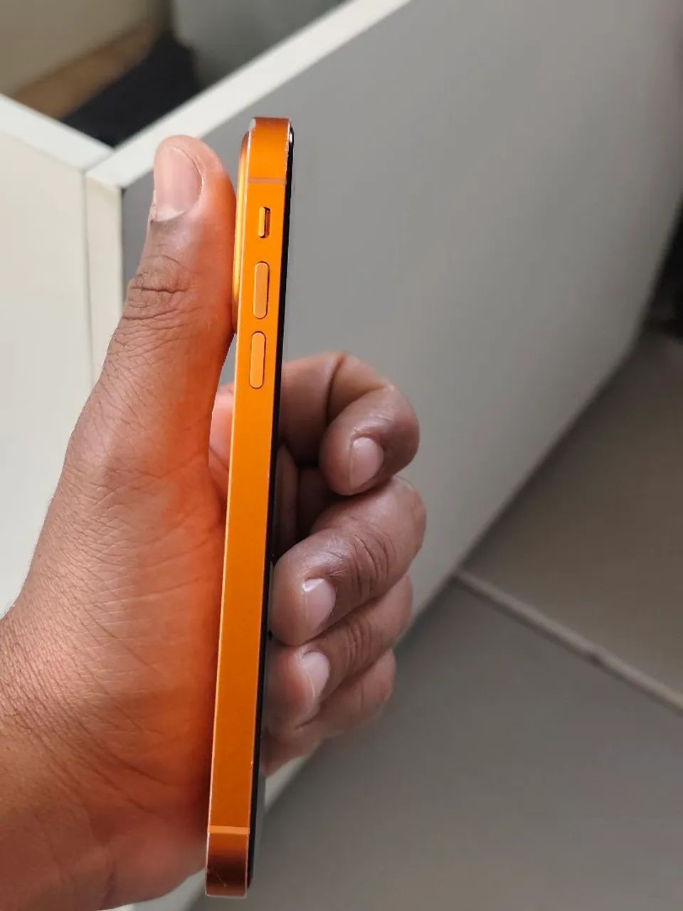 Vendo iPhone 11 sabor 17 pro  - Foto 3