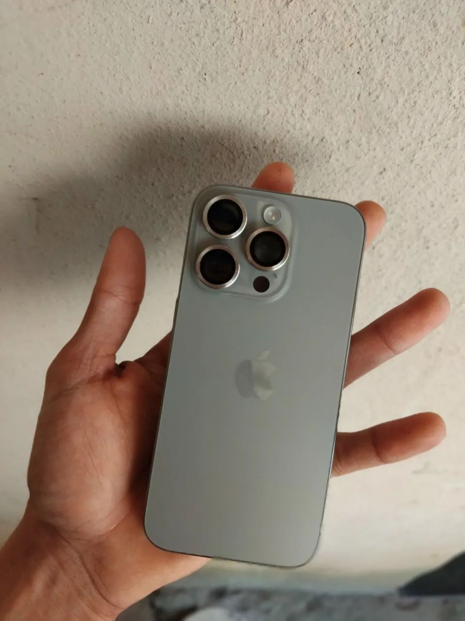 Iphone 15 pro  - Foto 2