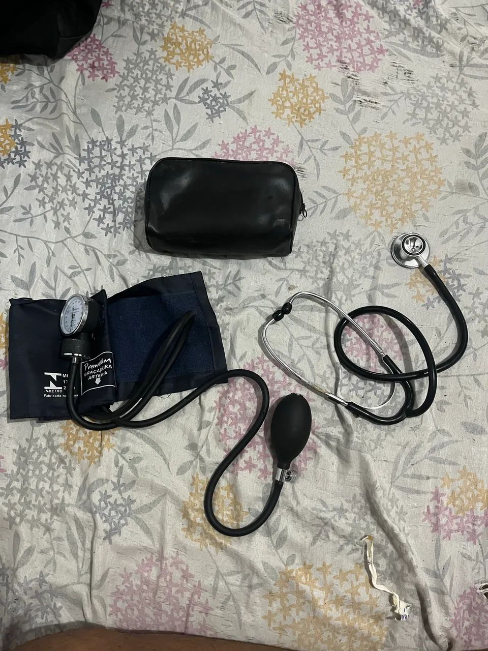 Kit de aparelho de pressão com estetoscópio - Foto 2