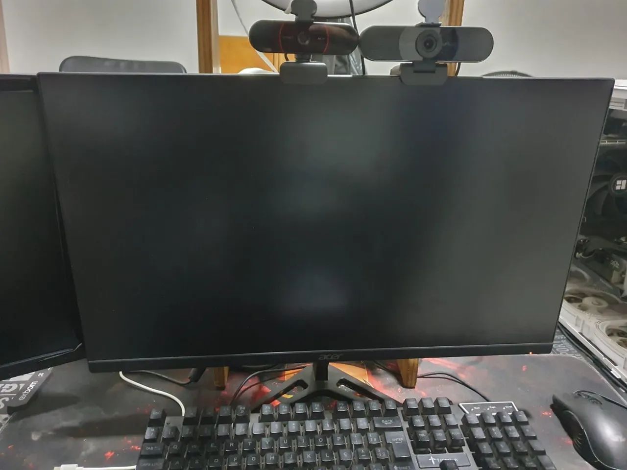 Monitor GAMER ACER 165hz 24' IPS - Foto 4