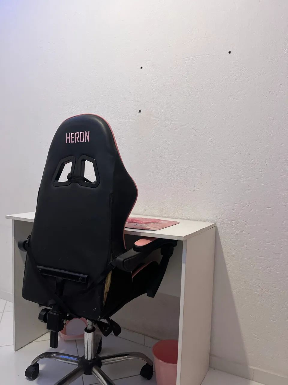 Escrivaninha em MDF Nova