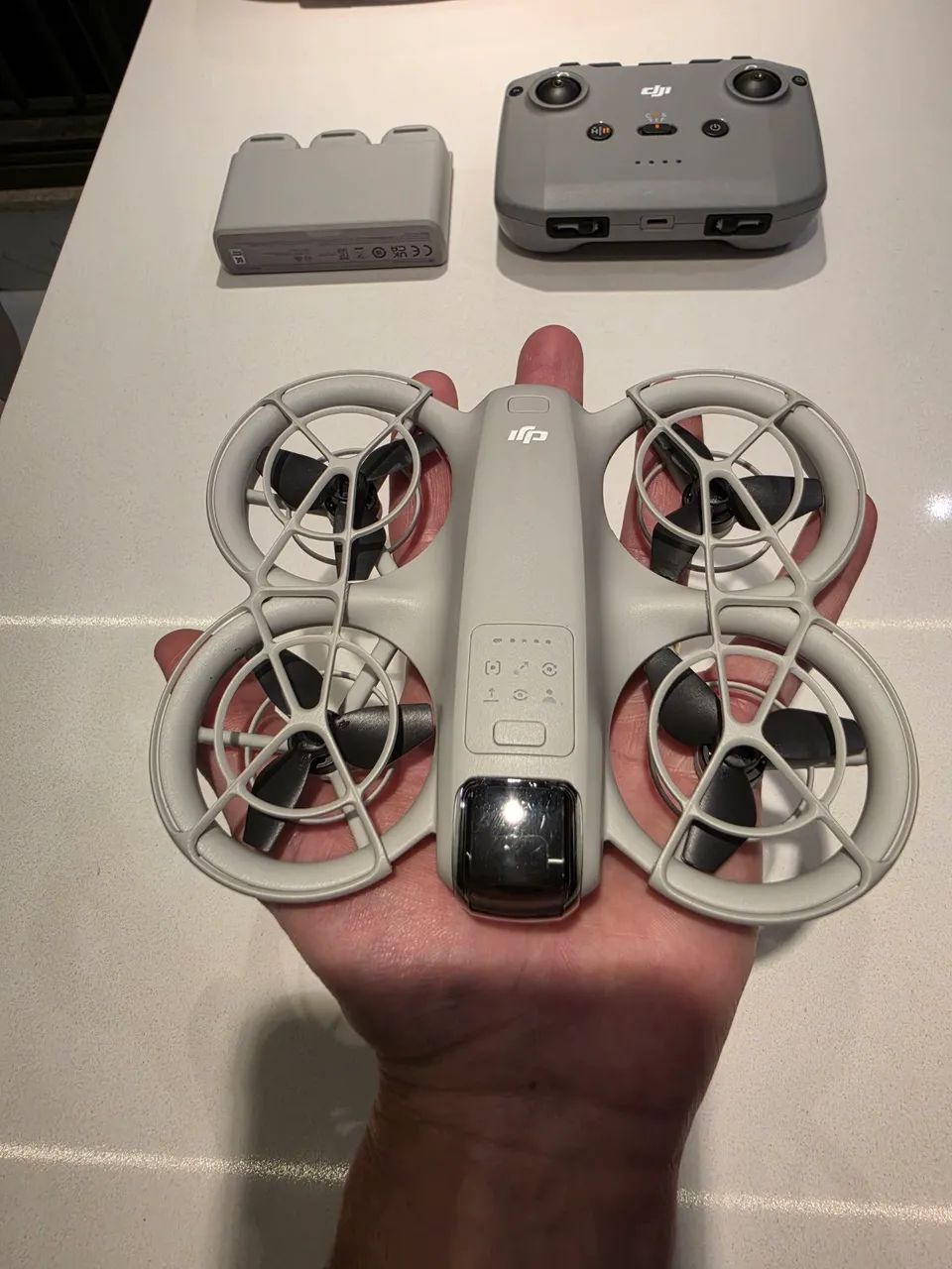 DRONE DJI NEO FLY MORE - Foto 4