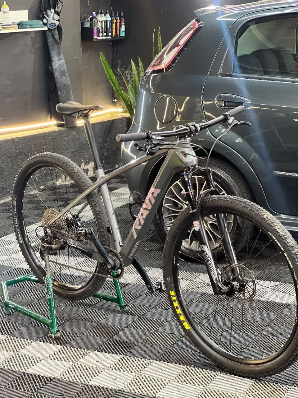 RAVA RAGE CARBON 