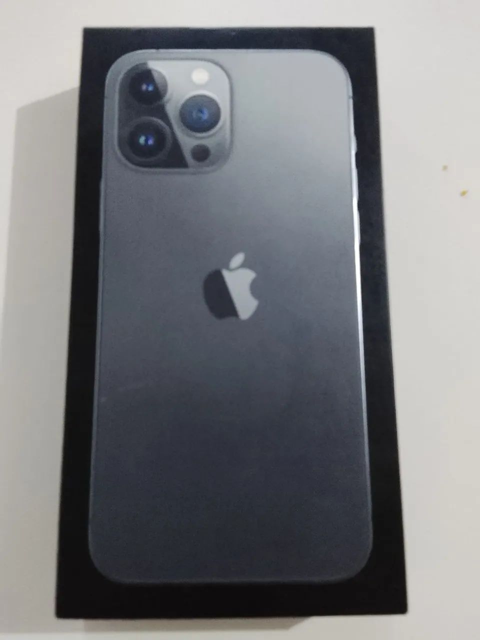 Caixa do iPhone 13 pro Max 