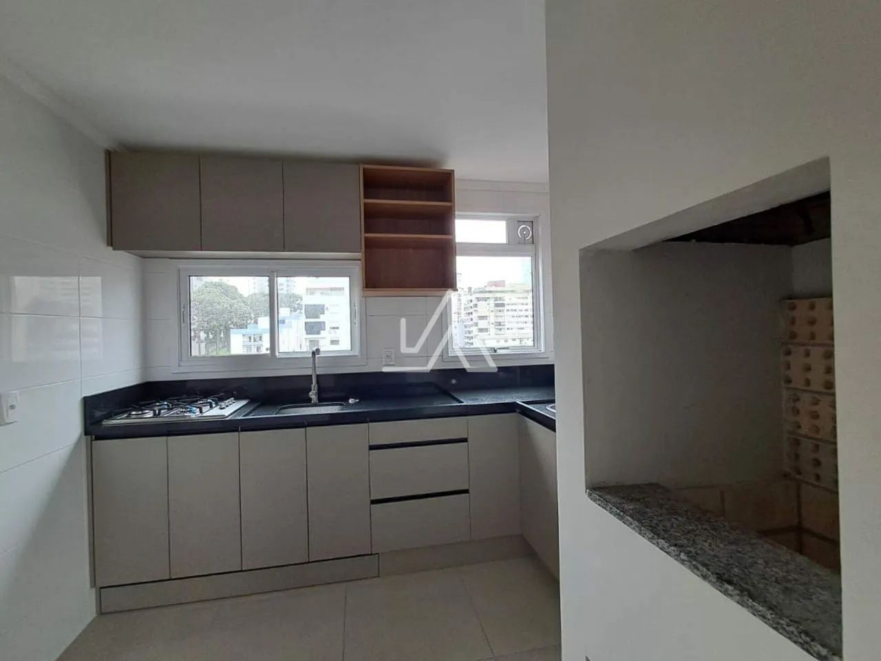 APARTAMENTO 2 DORMITÓRIOS -