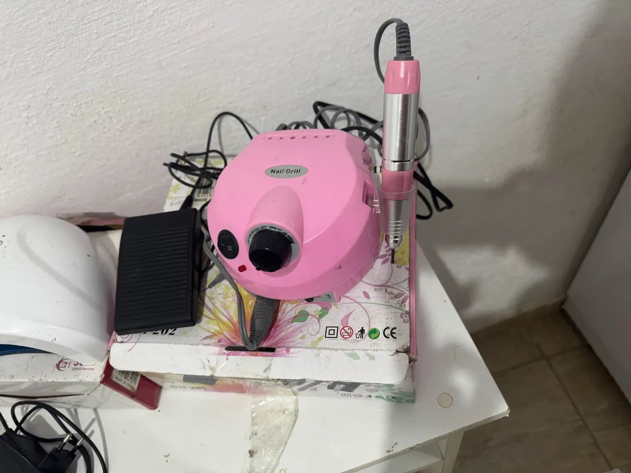 Material pra unha em gel e postiça realista 